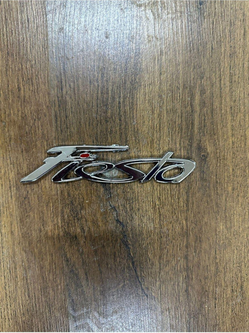 Ford Fiesta Arka Bagaj Yazısı Krom 2009>