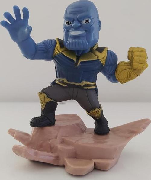 Thanos Avengers 3D Figür Oyuncak Masaüstü Süsü Biblo 10 cm