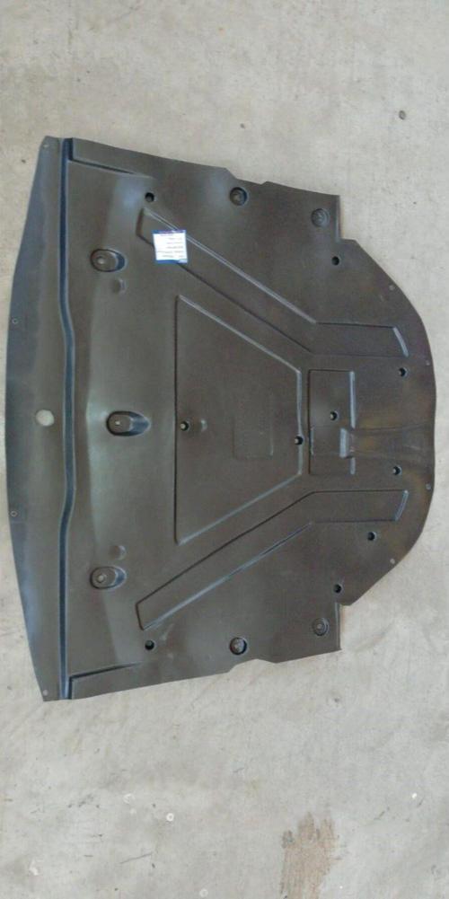Nissan Qashqai Ön Karter Muhafaza 2014-2016