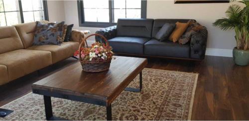 Masif Ahşap Dogal Ağaç Orta Sehpa Ceviz 160*85*45 Cm