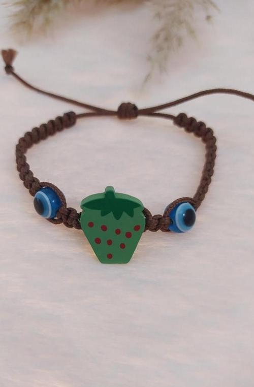 Sevimli Nazar Boncuklu Yeşil Çilek Örgü Ayarlanabilir Bileklik Kahverengi