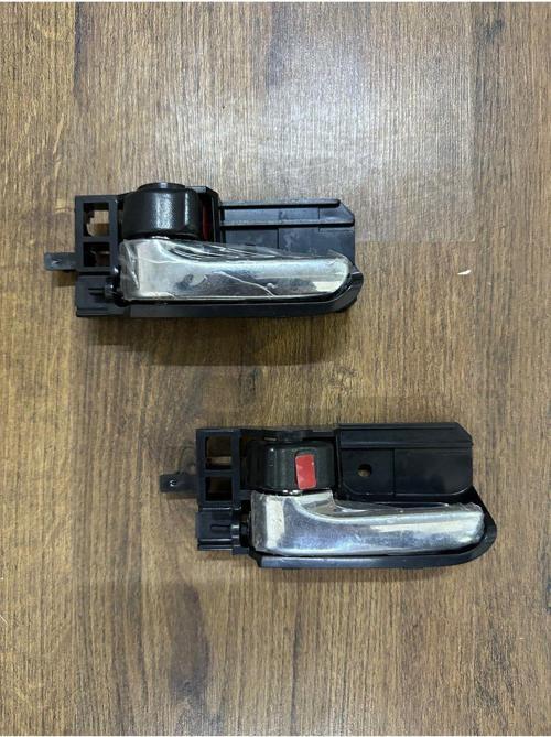 Suzuki Swift İç Kapı Kol  Ön Sol Arka Sol 2005-2011