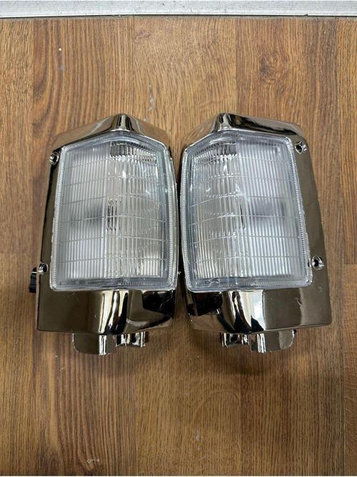 Nissan D21 Sinyal Sağ Sol Set Krom 1991-1997