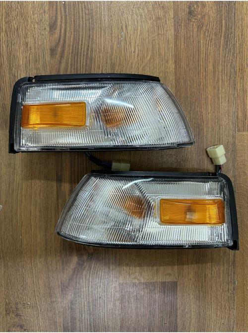 Mazda 626 Sinyal Sağ Sol Set 1988-1991