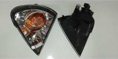 Toyota Avensis Sinyal Sağ 2001-2002