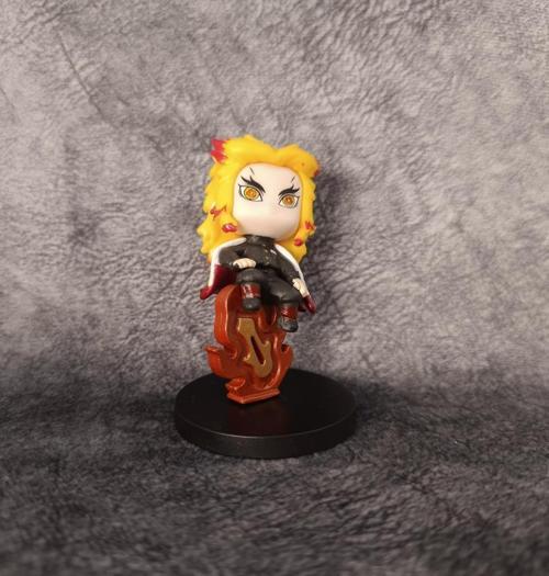 Anime Demon Slayer Rengoku 9 cm Karakter Figür Oyuncak Biblo 