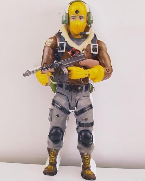 Fortnite Raptor Ahşap Led Pano Gece Lambası Biblo Ahşap Masa Dekor