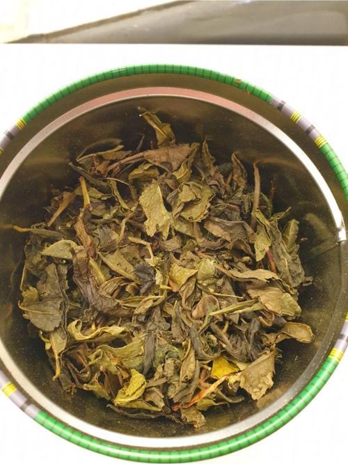 Organik Zümrüt Yeşil Çay Teneke 300Gr