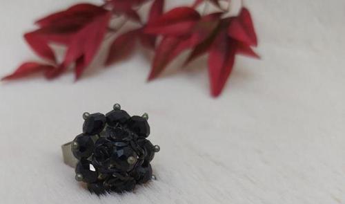 Hdmarketim  Bayan Siyah Taşlı Zarif Tasarım Yüzük Ölçüsü Ayarlanabilir