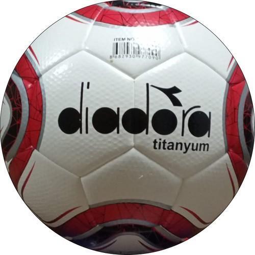 Titanyum Futbol Topu