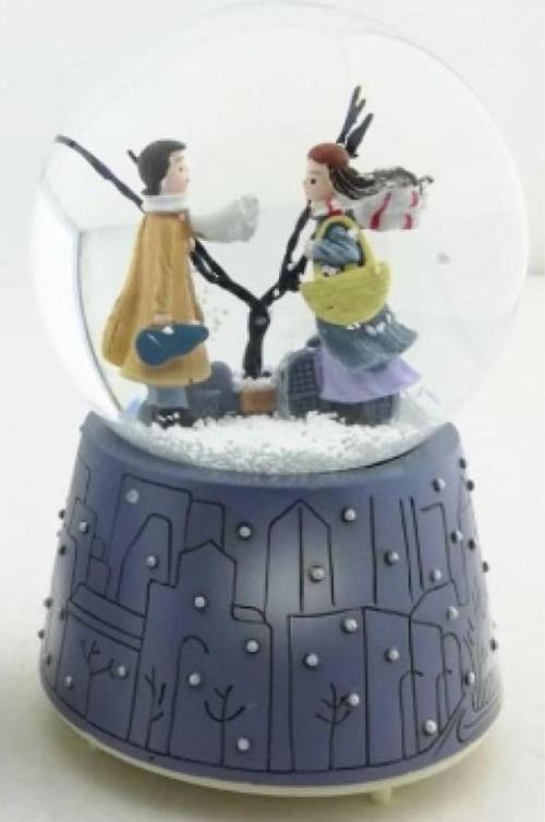 Kış Masalı Kar Küresi Büyük Boy