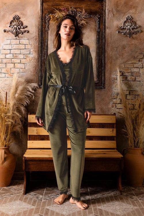 Kışlık Sabahlıklı Kadın Kadife Pijama Takımı- 3 Parça Çeyizlik Kadife Set