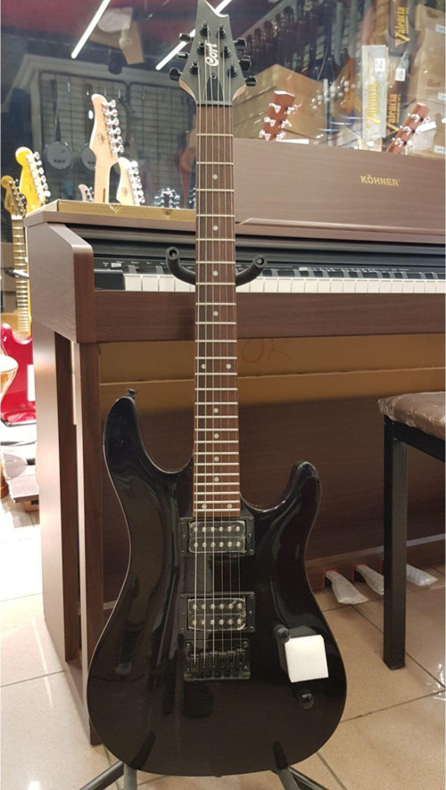 Kx100 Bkm Hh Elektro Gitar Kılıf Pena