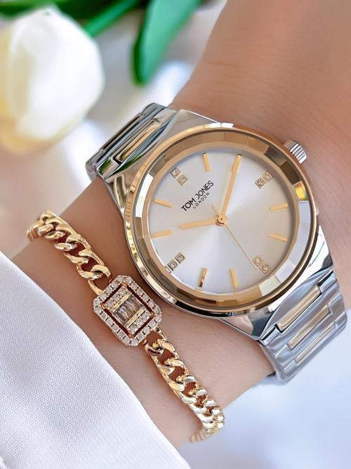 Çelik Kordon Kararma Renk Atma Yapmaz 3 Atm Suya Dayanıklı Kadın Kol Saati BTJ.1.2288.03