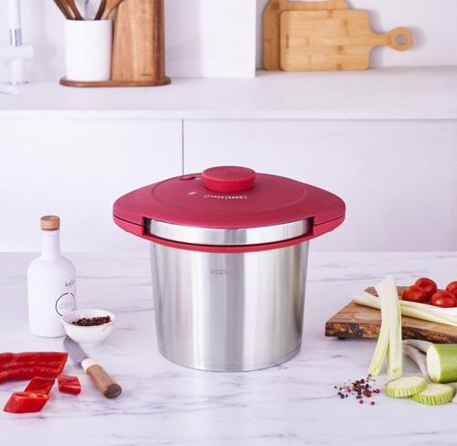 Circle Indüksiyon Tabanlı 6 Lt Düdüklü Tencere Red