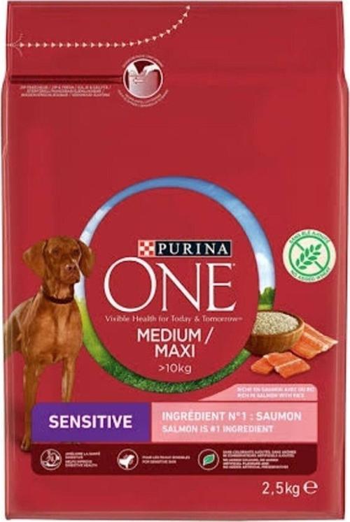 One Yavru Köpekler Için Somonlu Mama 2.5 Kg