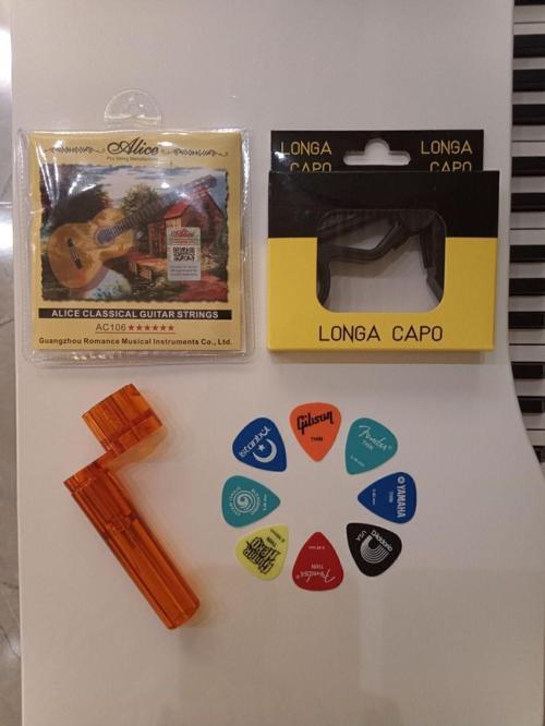 Klasik Gitar Teli A-106 + Pena Seti + Burgu Çevirici + Gitar Kaposu