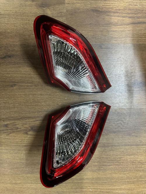 Nissan Qashqai İç Sağ Sol Stop Lambaıs 2010-2013