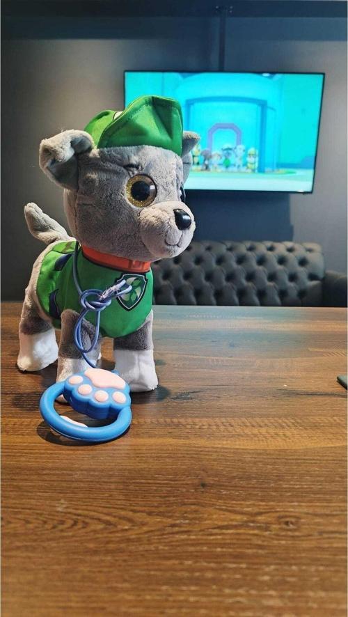 Paw Patrol Köpek Yürüyen, Havlayan Müzikli Tasmalı Kumandalı Peluş Oyuncak