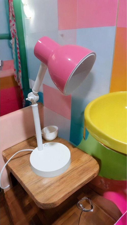 Pembe Renk, Elektrikle Çalışır, Masa, Çalışma, Okuma Lambası, Öğrenci Lambası, Gece Lambası