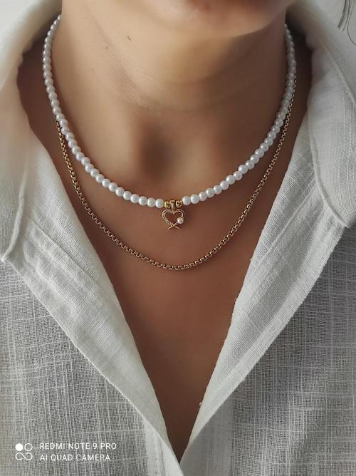 Altın kaplama Cam İncisi Zirkon Kalp Detaylı Kadın Kolye