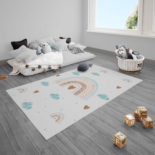 Çocuk Bebek Odası Halısı Bulutlu Kalpli Gökkuşağı Puantiyeler