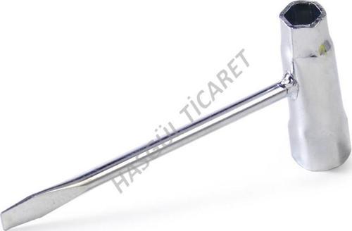 MOTORLU TESTERE BUJİ VE AYAR ANAHTARI