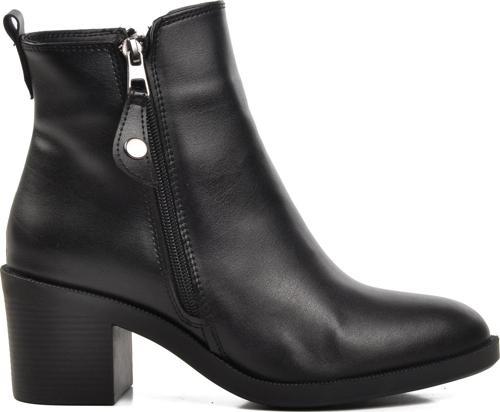 224547 Siyah Cilt Kadın Bot