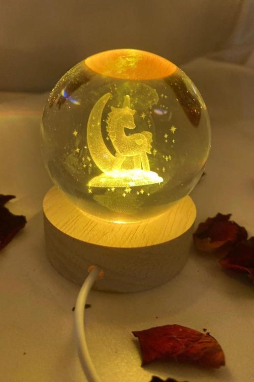 3D Led Işık Cam Küre Çok Işıklı Ahşap Unicorn 6 cm