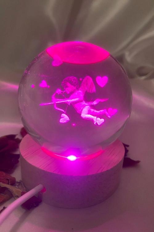 3D Led Işık Cam Küre Kristal Küre Dekoru Gece Lambası Çok Işıklı Ahşap Eros 6 cm