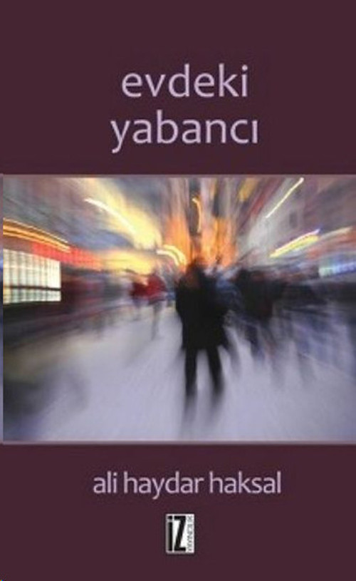 İz Yayıncılık Evdeki Yabancı