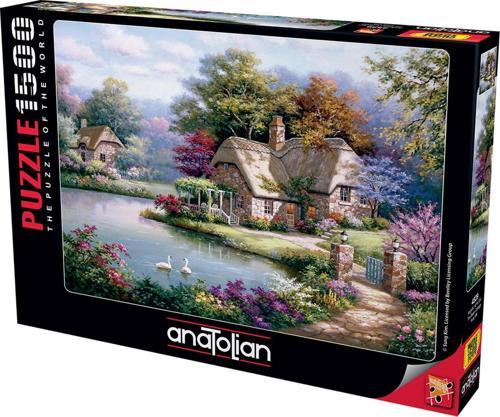 1500 Parçalık Puzzle - Kuğular ve Kır Evi 4529