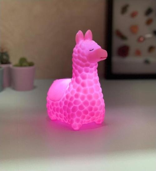 3D Silikon Lama Gece Lambası