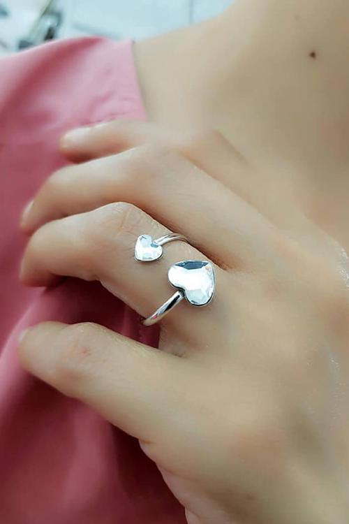 Ayarlanabilir Kalpli Swarovski Taşlı Gümüş Yüzük