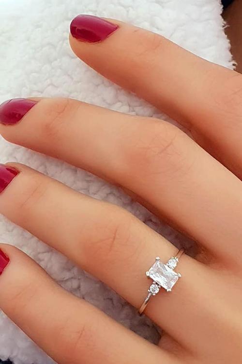 Baget Taşlı Minimal Gümüş Tek Taş Yüzük