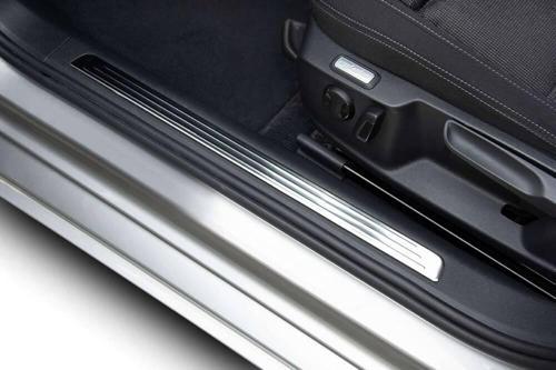 VW Passat B8 Krom İç Kapı Eşiği 4 Parça 2015 ve Sonrası