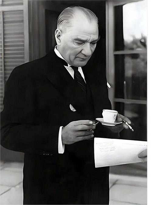 Mustafa Kemal Atatürk Kahve İçerken Model Mdf tablo 35 cm x 50 cm