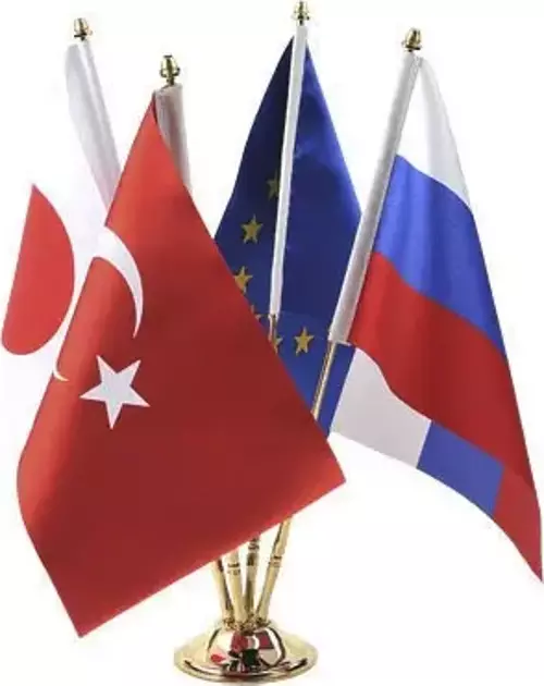 Gold Dörtlü Masa Bayrağı