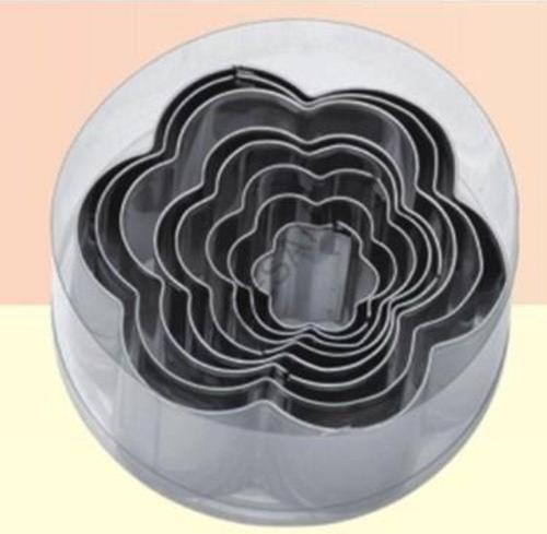 ÇİÇEK METAL VOLOVAN SET 8 PARÇA ( PLASTİK KUTULU )