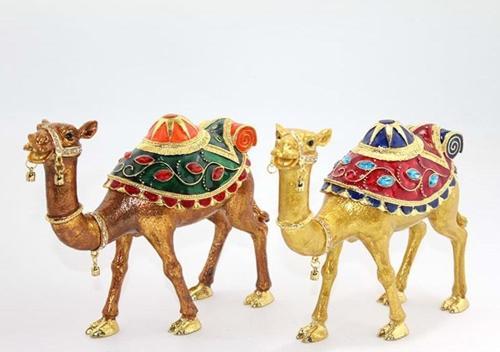 Taşlı Tekli Deve Figürü