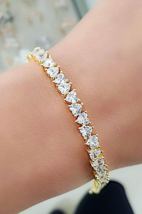 İtalyan 925ayar Gümüş Üzerine Altın Kaplama Swarovski Taşlı Kalp Şeklinde Swarovski Taşlı Su Yolu Bileklik