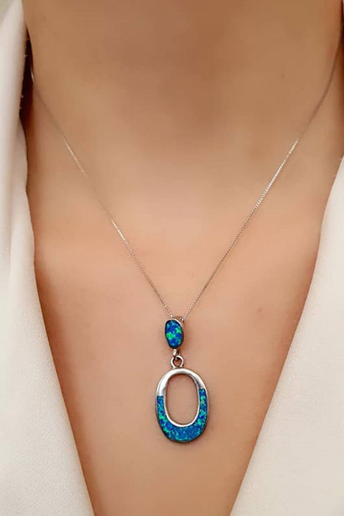 Opal taşlı gümüş kolye