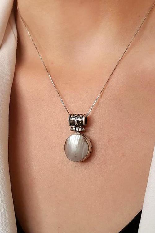 Sedef taşlı gümüş tasarım el işi kolye