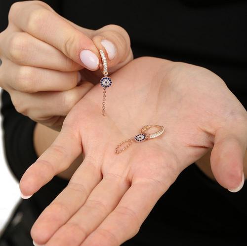 Mavi-Beyaz Zirkon Taşlı Çiçek Model Gold Renk 925 Ayar Gümüş Sallantılı Kadın Küpe