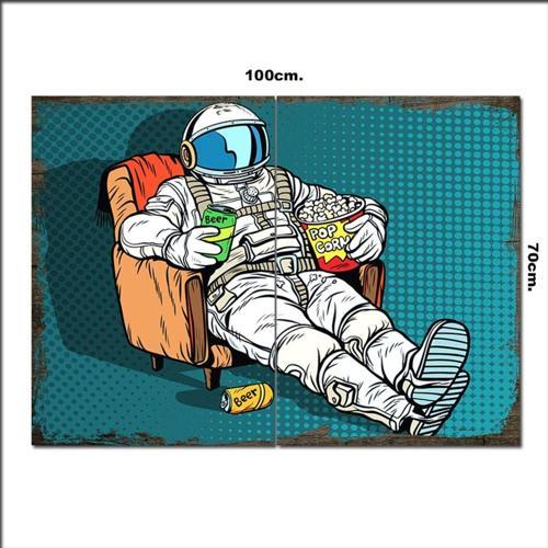 Ahşap Tablo Astronot Ve Film Keyfi 70*100Cm