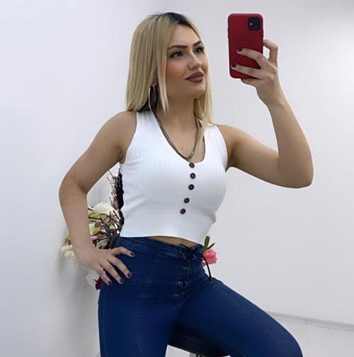 Beyaz Likralı Fit Düğme Detaylı Triko Kadın Crop Bluz