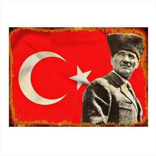 Atatürk Ve Bayrak Dekoratif Ahşap Tablo