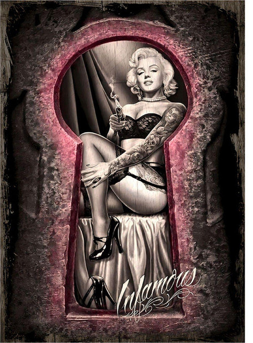 Marilyn Monroe Anahtar Kapı Model Ahşap Tablo 18Cm X 27Cm