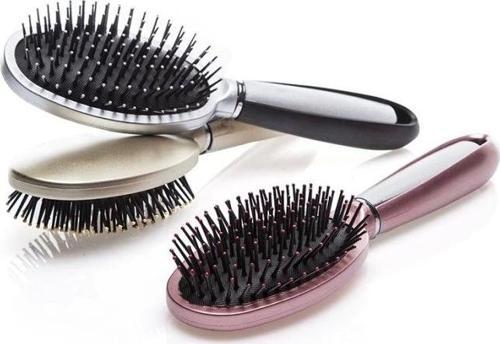 Saç Fırçası 11