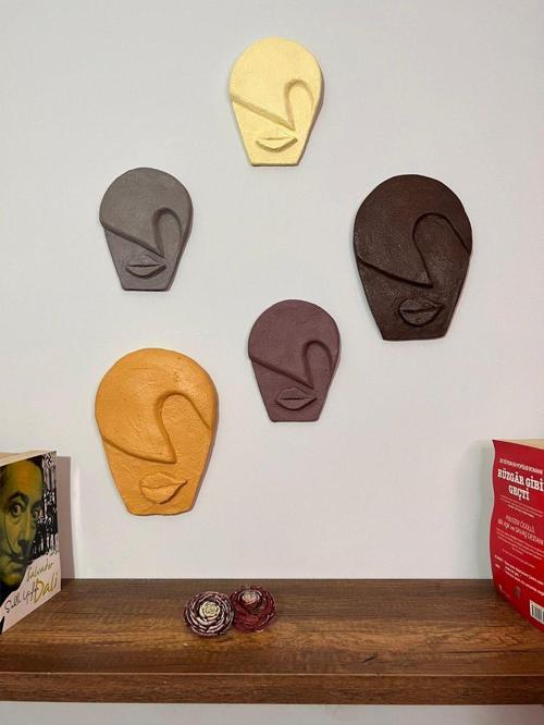 Soyut Tasarım El Yapımı Özel Pigment Boyalı Salon Oturma Odası Mutfak Duvar Dekoru Taş Mask 5'Li Set
